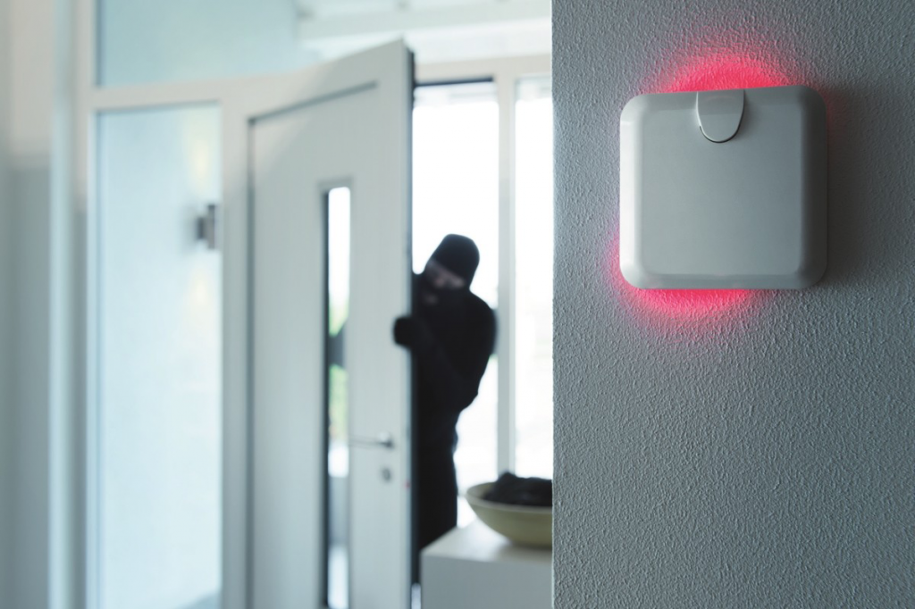 anti-intrusion.